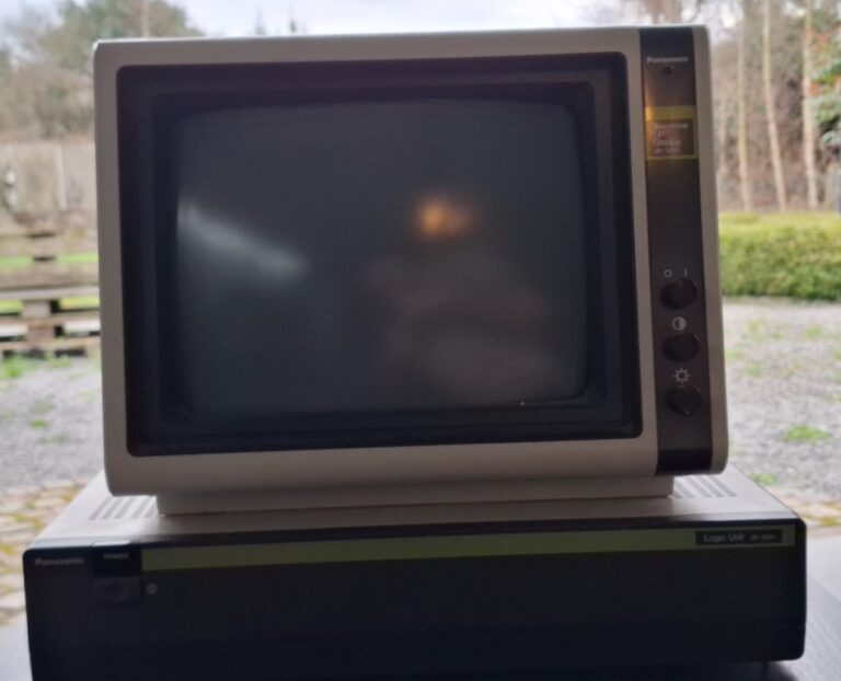 The National Panasonic JB-3000